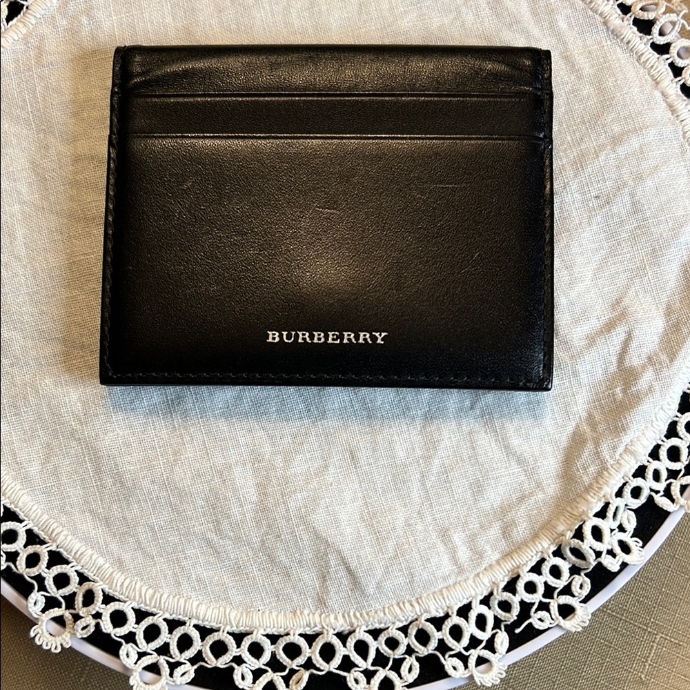 Final Price❣️ Black Card Holder, no offers please.